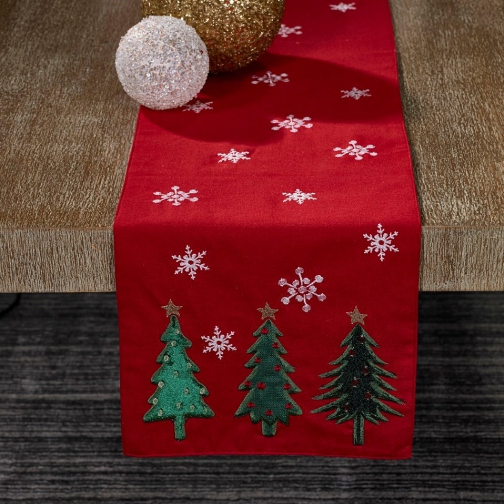Christmas tree table runner
